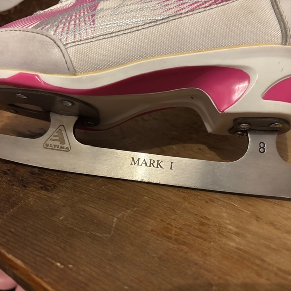 Jackson Softec Figure Skates Size 1 - Picture 3 of 5